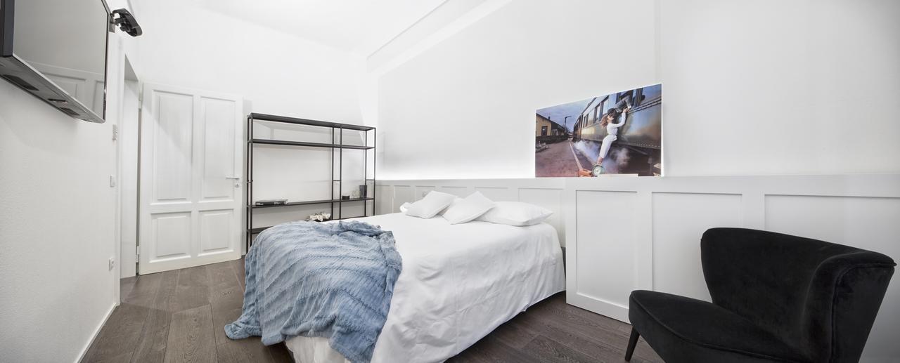 Emilia Suite Express Modena Exterior photo